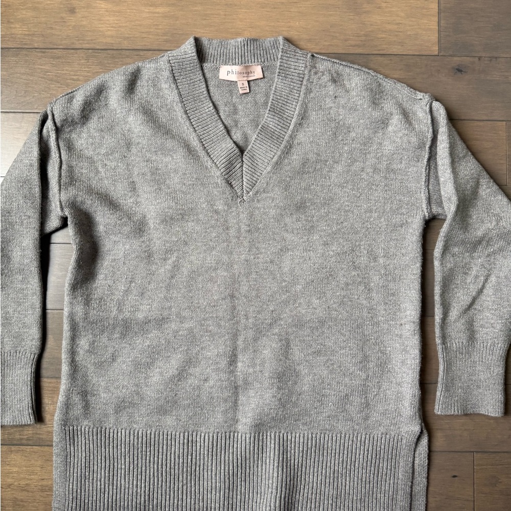 Philosophy Gray Crewneck Women’s Sweater